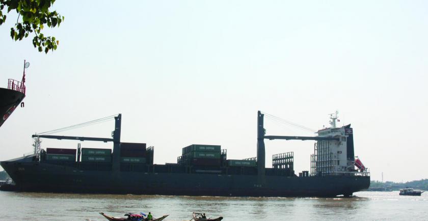 Yangon Regional Government plans to implement an inland port project in Hlaing Tharyar Township to streamline transportation of goods using waterways 