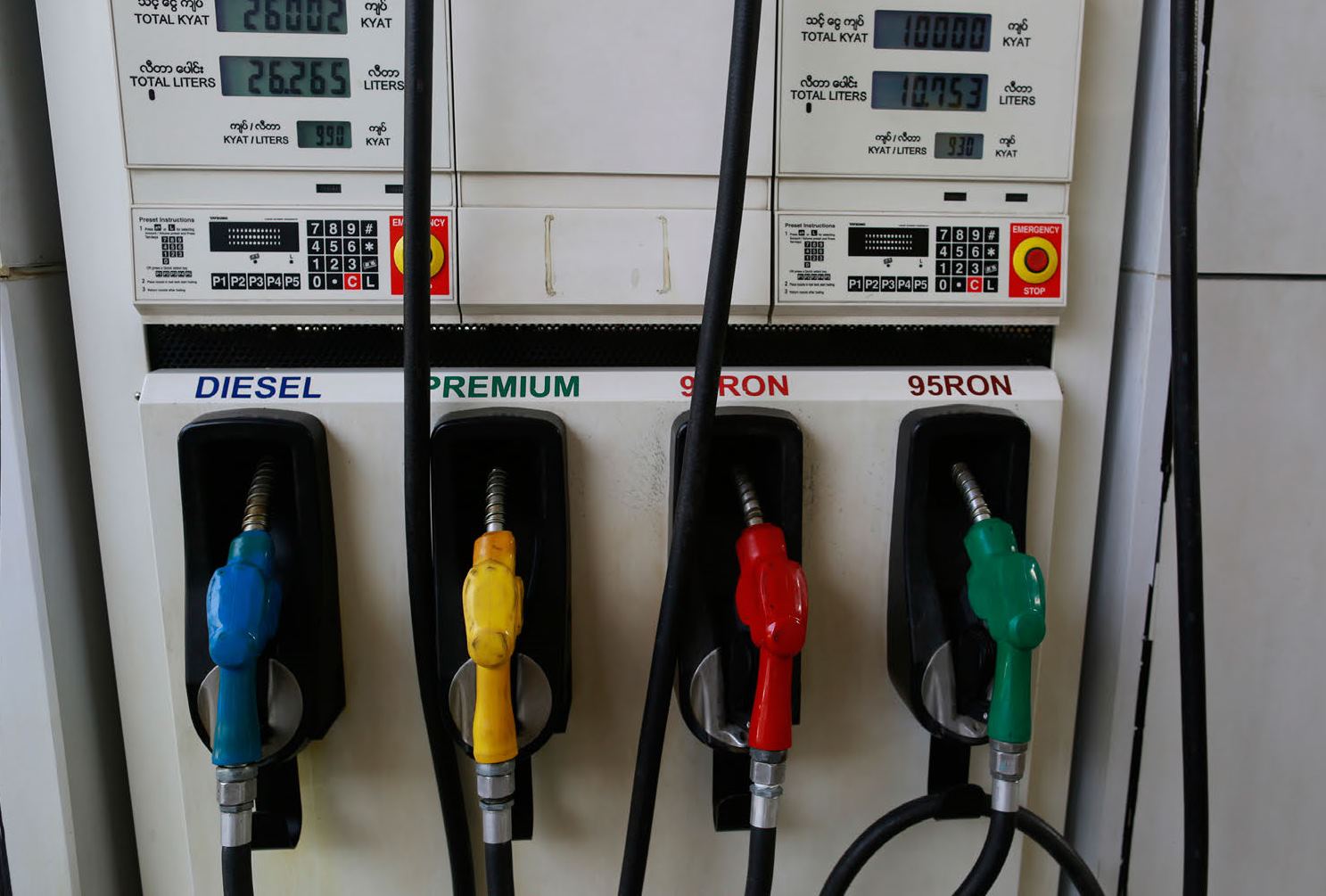 Local fuel prices fell by 14 percent to 27 percent over the past two months due to the decreasing global oil prices and slight fluctuation in the dollar price 