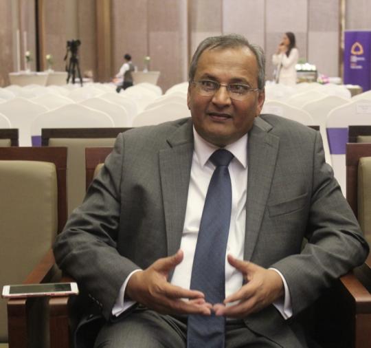 Siam Commercial Bank (SCB) has broadened its support to banking professionals in Myanmar although the bank is yet to get a foreign bank license in the country