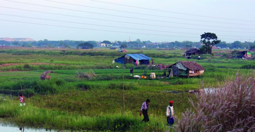 Yangon Regional Government is discussing ways to reduce land prices in order to boost foreign investment ( (Yangon Chief Minister, U Phyo Min Thein) 