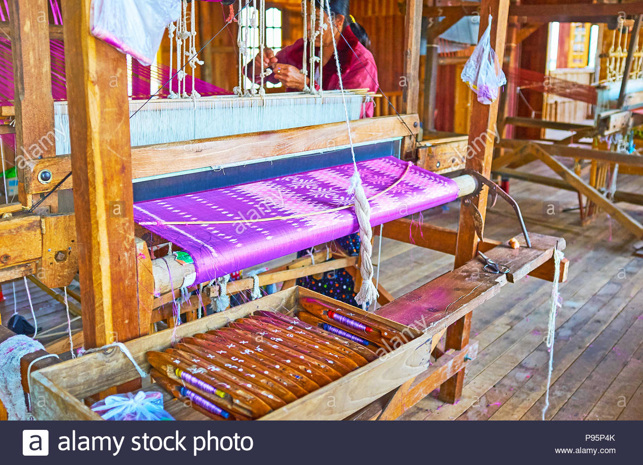 Three international organizations will invest more than USD $ 750,000 in Myanmar’s traditional textile industry in next two years with the aim to improve and preserve the local textile market and improve the global market share of Myanmar-made products 