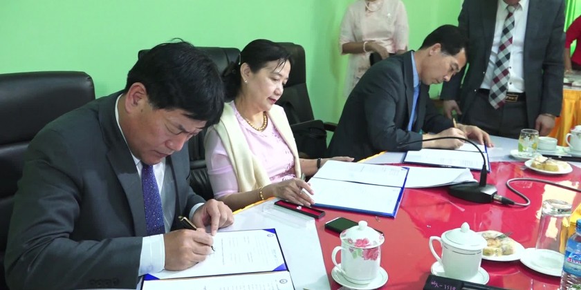 Directorate of Industry Supervision and Inspection under the Ministry of Industry and a Korean firm, JEONBUK Root Industrial Association (JROOT) signed a MOU in Yangon to promote industrial development 