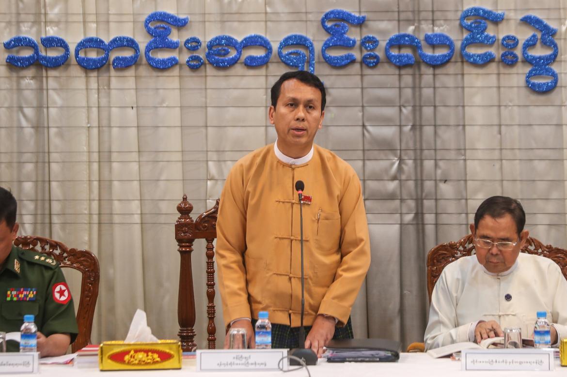 Yangon Region Chief Minister vowed to block the foreign fuel retailers from operating fuel stations in Yangon 