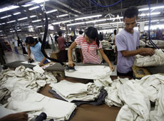 Garment Industry rejects minimum wage proposal of Kyat 3,600 per day 