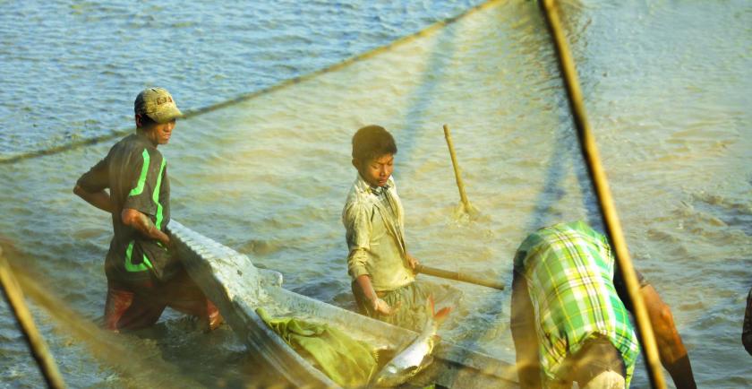 The local fishery producers called for a reduction on the duration of fishing bans during the meeting of Myanmar Fishery Federation