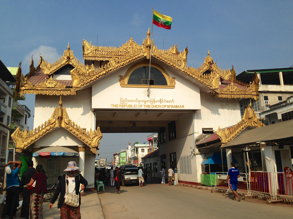 Myawaddy border trade reopens 
