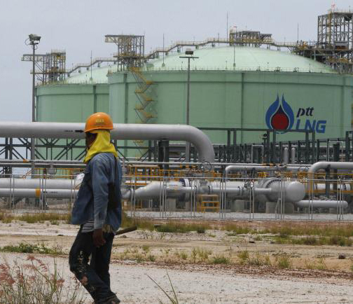 In order to reduce the cost of power generation, the government intends to allow private companies to import Liquefied Natural Gas (LNG) to Myanmar