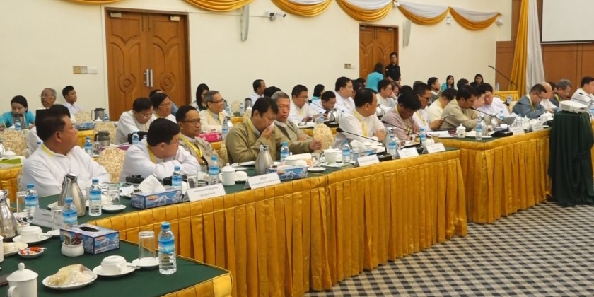 In order to improve the private sector and reform policies to modernize and develop a market economy, Vice President U Myint Swe graced the 9th regular meeting with entrepreneurs